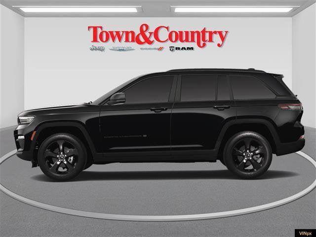 new 2025 Jeep Grand Cherokee car, priced at $47,490