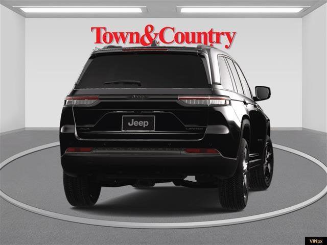 new 2025 Jeep Grand Cherokee car, priced at $47,490