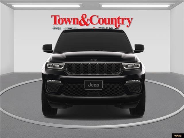 new 2025 Jeep Grand Cherokee car, priced at $47,490