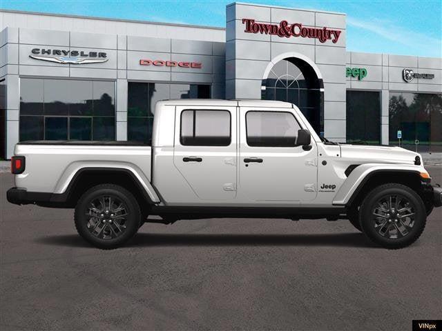 new 2025 Jeep Gladiator car, priced at $40,345