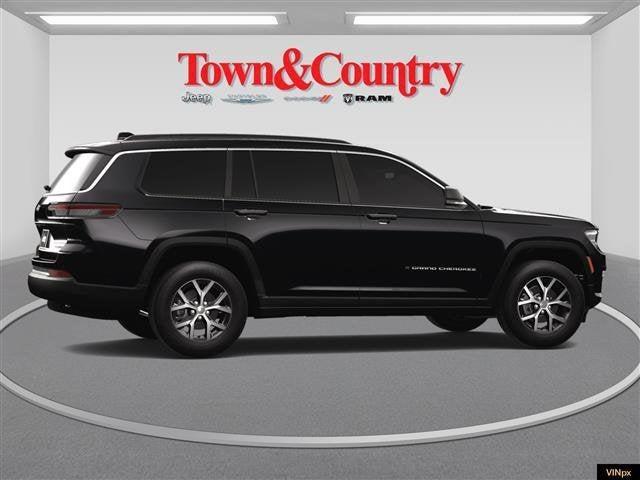 new 2025 Jeep Grand Cherokee L car, priced at $45,672