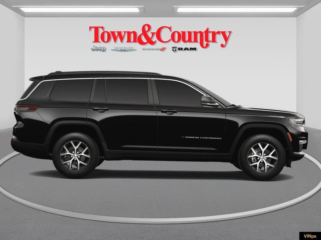 new 2025 Jeep Grand Cherokee L car, priced at $45,672