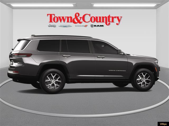 new 2025 Jeep Grand Cherokee L car, priced at $45,672