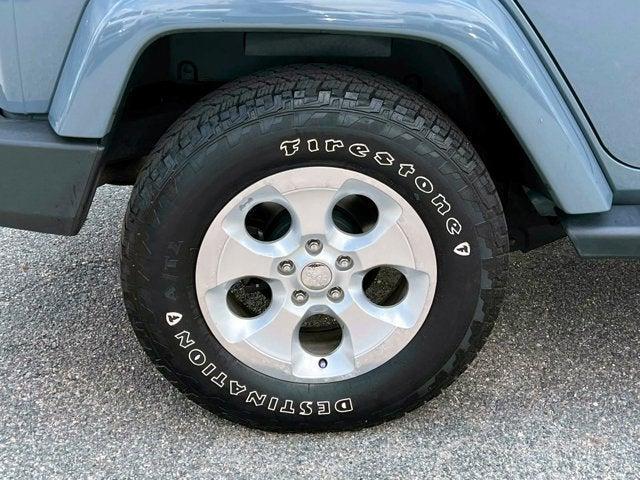 used 2015 Jeep Wrangler Unlimited car, priced at $17,995