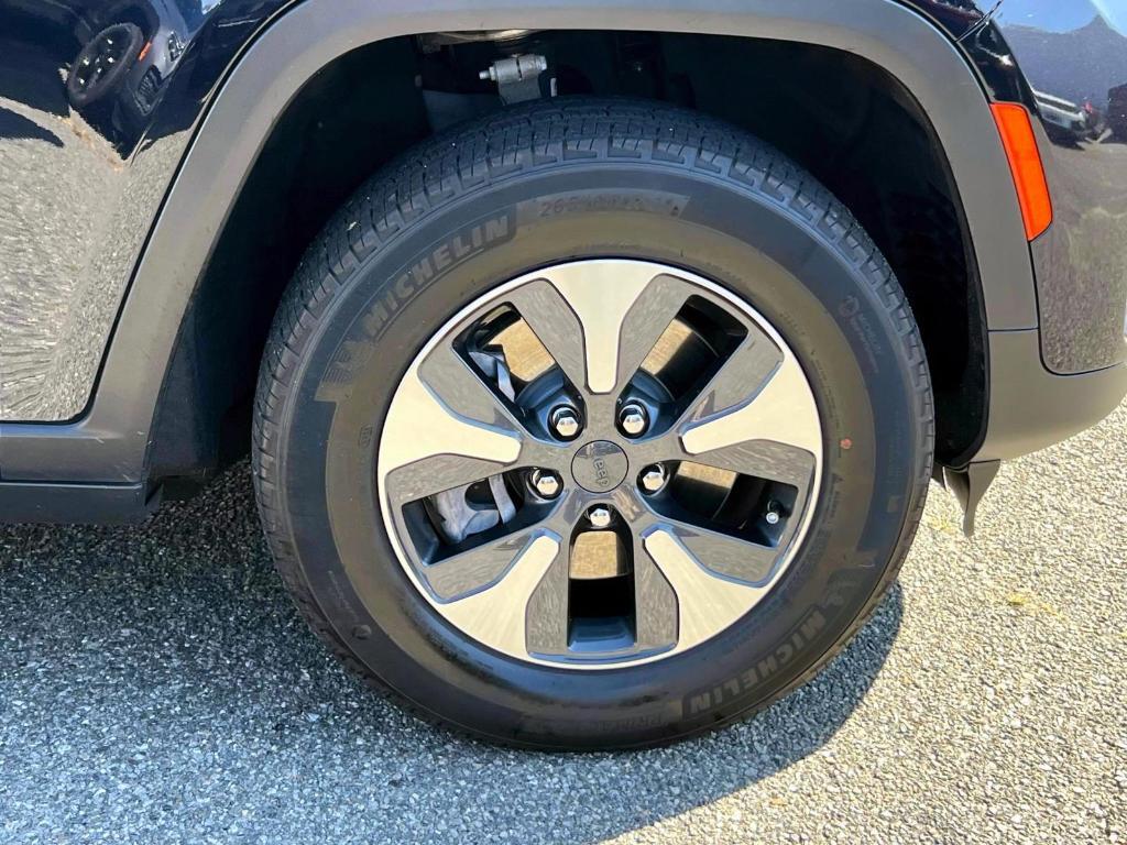 used 2022 Jeep Grand Cherokee 4xe car, priced at $27,995
