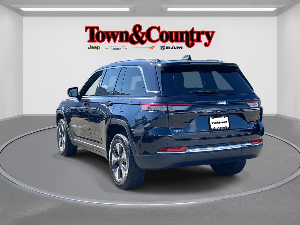 used 2022 Jeep Grand Cherokee 4xe car, priced at $27,995