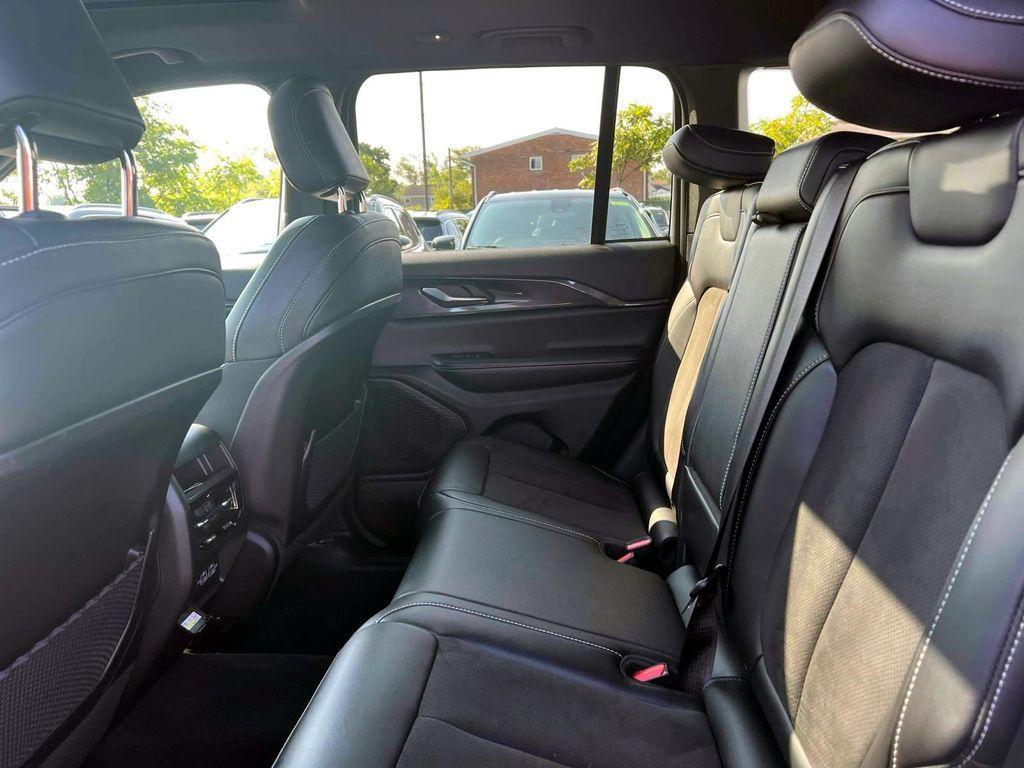 used 2023 Jeep Grand Cherokee car, priced at $32,052