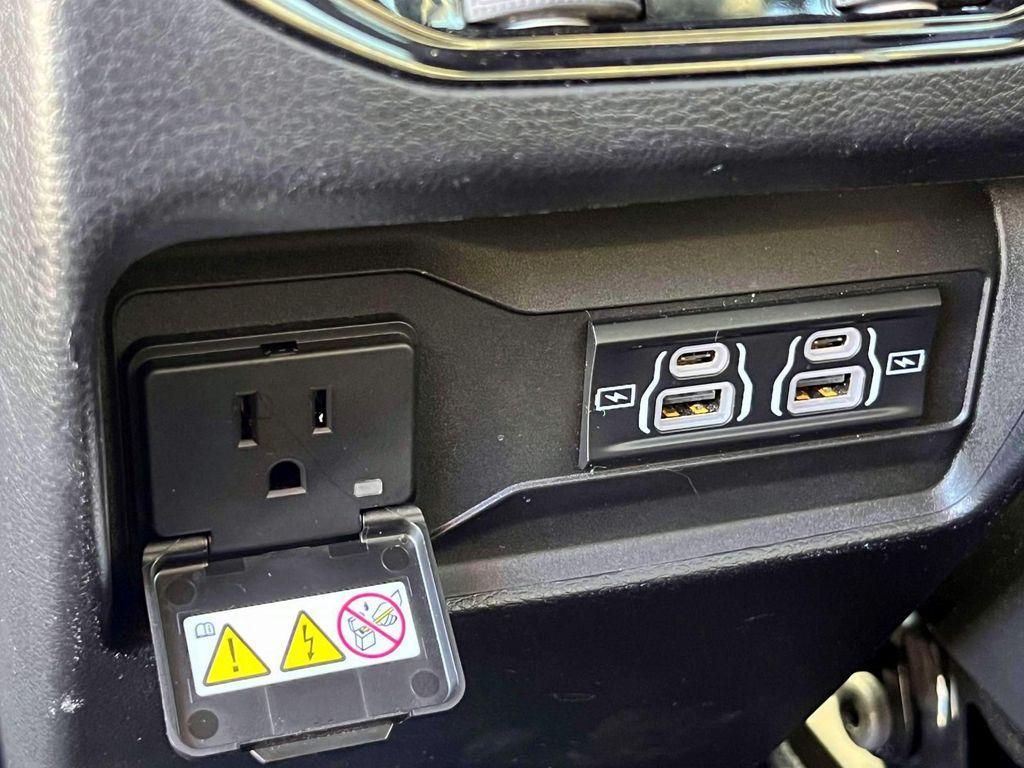 used 2023 Jeep Grand Cherokee car, priced at $32,052