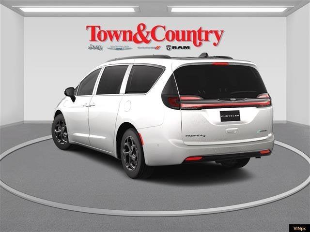 new 2025 Chrysler Pacifica Hybrid car, priced at $54,751