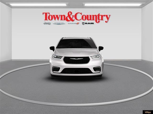 new 2026 Chrysler Pacifica car, priced at $39,995