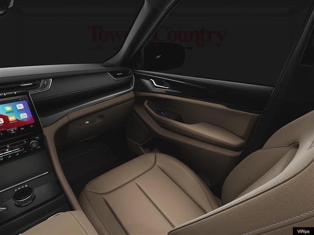 new 2025 Jeep Grand Cherokee car, priced at $44,170