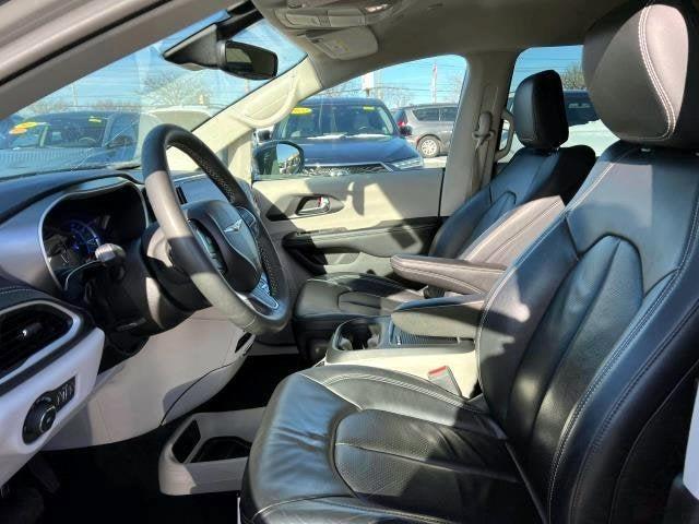 used 2022 Chrysler Pacifica Hybrid car, priced at $30,595