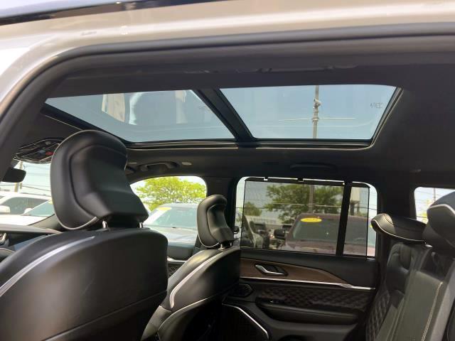used 2022 Jeep Grand Cherokee car, priced at $42,995