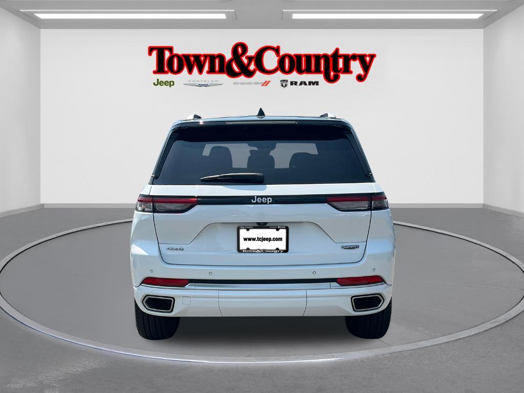 used 2022 Jeep Grand Cherokee car, priced at $42,995
