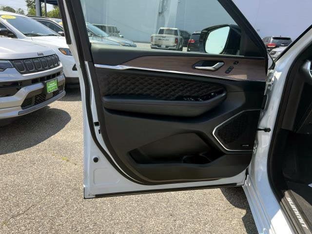 used 2022 Jeep Grand Cherokee car, priced at $41,436