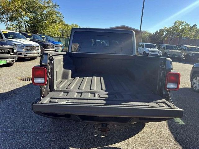 used 2024 Jeep Gladiator car, priced at $37,333