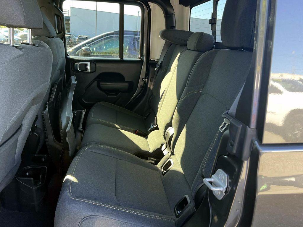 used 2024 Jeep Gladiator car, priced at $38,813