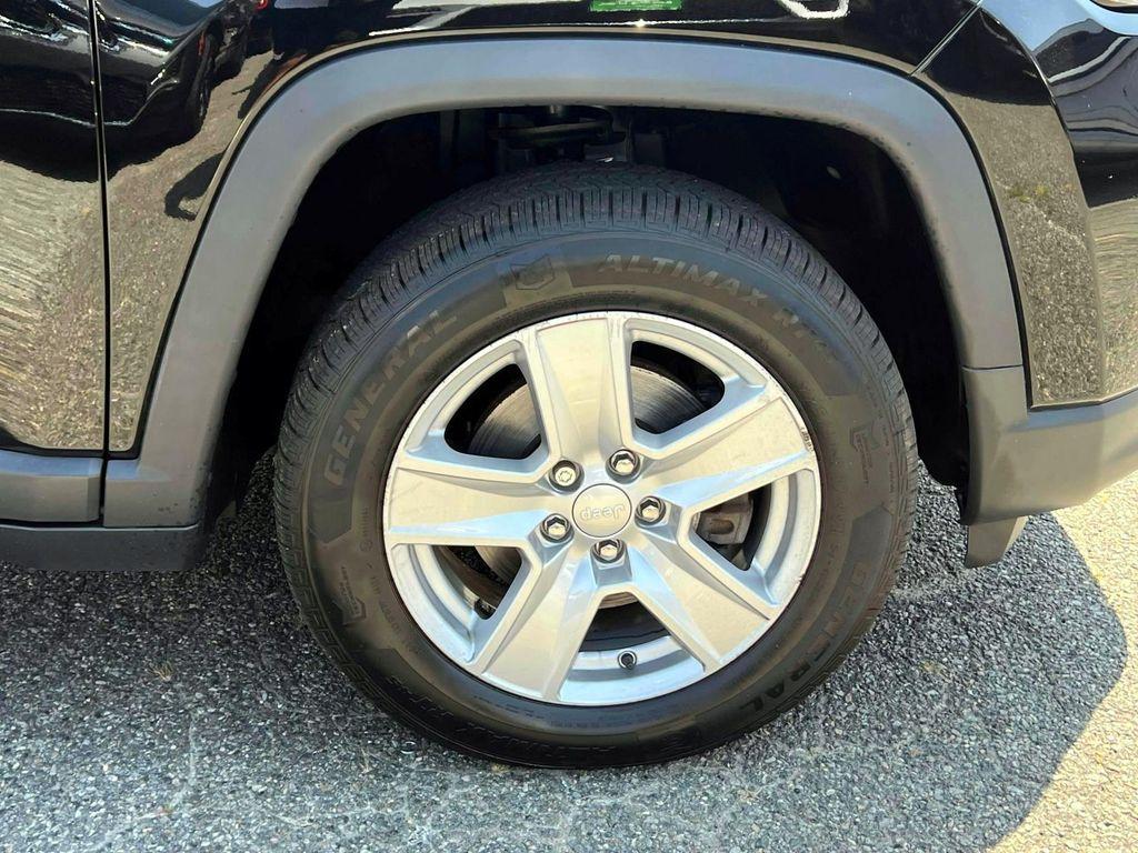 used 2022 Jeep Compass car, priced at $18,392