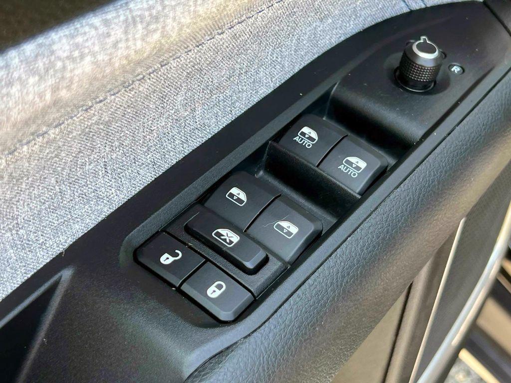 used 2022 Jeep Compass car, priced at $18,392