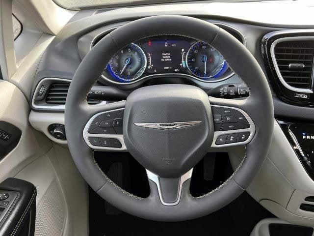 used 2022 Chrysler Pacifica car, priced at $19,995