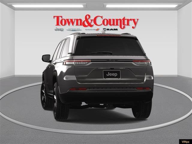 new 2025 Jeep Grand Cherokee car, priced at $41,630