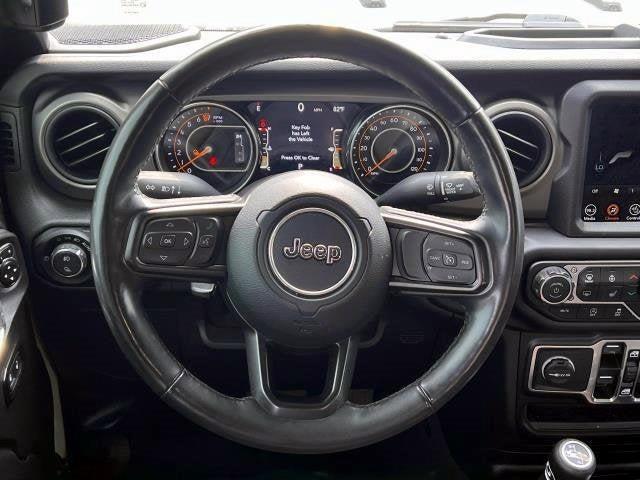 used 2022 Jeep Gladiator car, priced at $32,124
