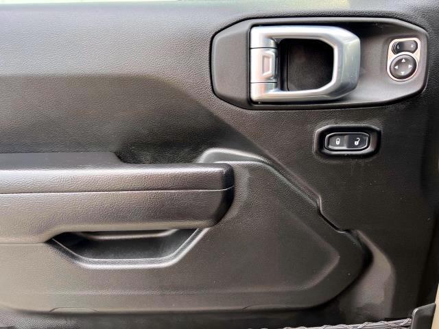 used 2022 Jeep Gladiator car, priced at $32,124