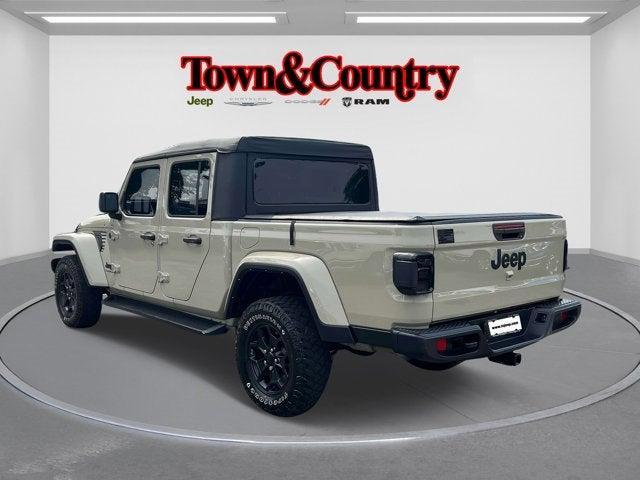used 2022 Jeep Gladiator car, priced at $32,124
