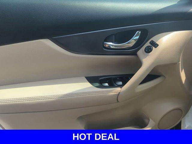 used 2016 Nissan Rogue car, priced at $7,124