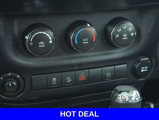 used 2015 Jeep Wrangler Unlimited car, priced at $20,236