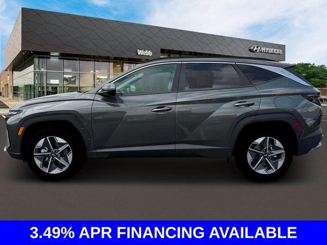 new 2025 Hyundai TUCSON Hybrid car, priced at $37,860