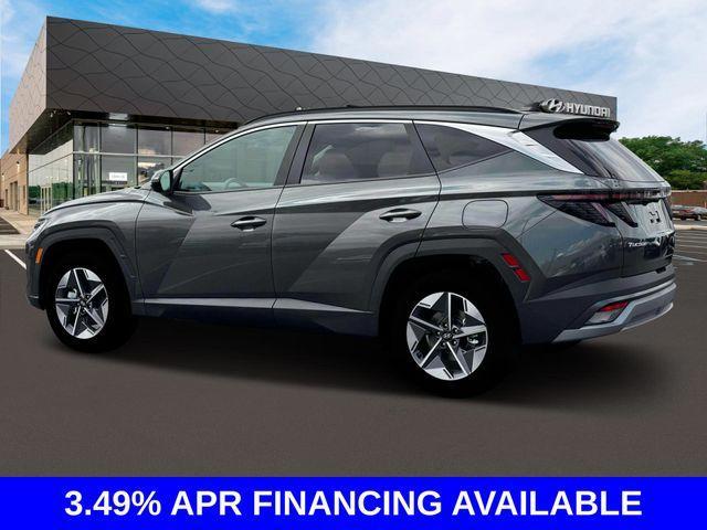 new 2025 Hyundai TUCSON Hybrid car, priced at $37,860