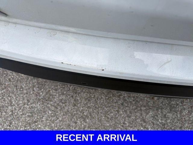 used 2023 Chevrolet Equinox car, priced at $21,188