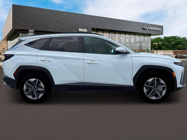 new 2025 Hyundai TUCSON Hybrid car, priced at $38,409