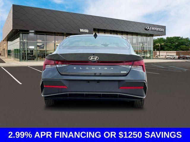 new 2025 Hyundai Elantra HEV car, priced at $28,083