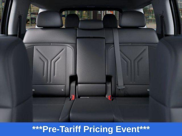 new 2025 Hyundai Santa Fe car, priced at $39,523