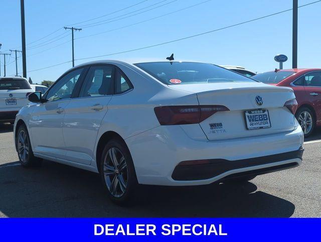 used 2024 Volkswagen Jetta car, priced at $21,262