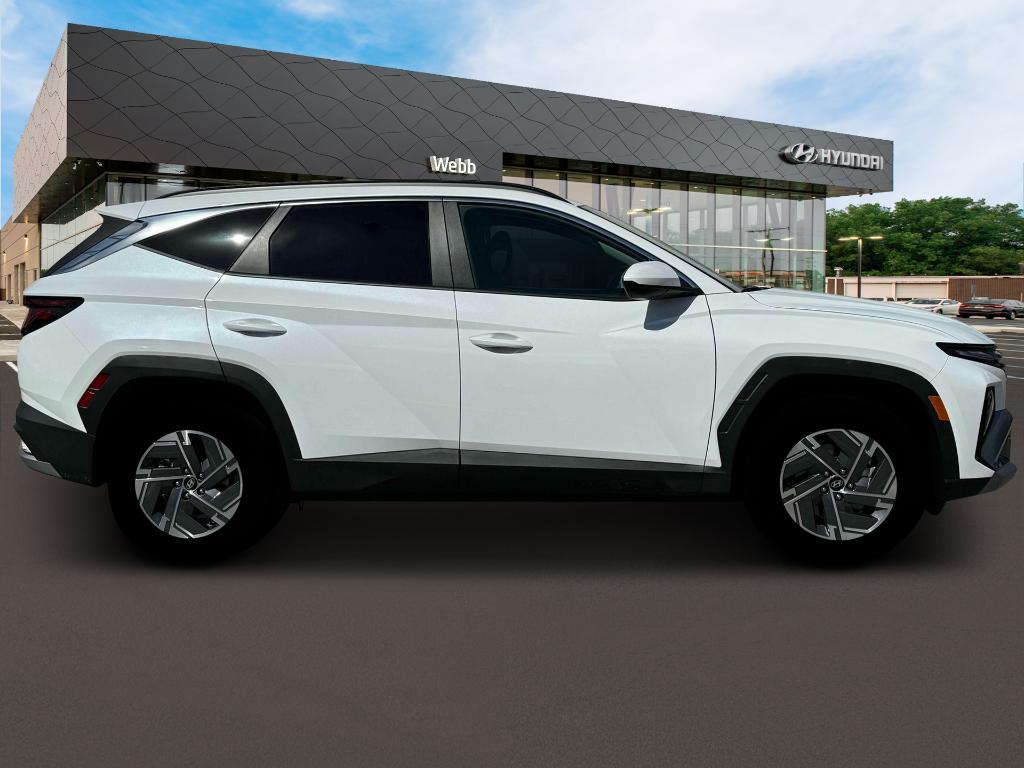 new 2025 Hyundai TUCSON Hybrid car, priced at $35,337