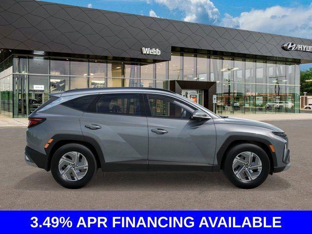 new 2025 Hyundai TUCSON Hybrid car, priced at $34,921