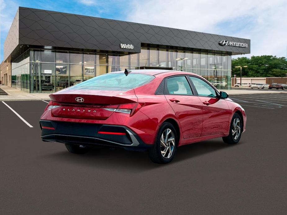 new 2024 Hyundai Elantra car