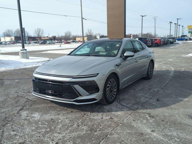 used 2024 Hyundai Sonata Hybrid car, priced at $33,501