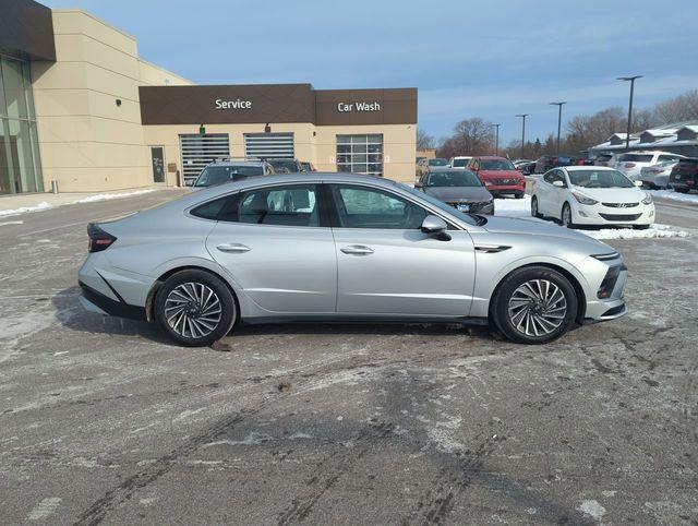 used 2024 Hyundai Sonata Hybrid car, priced at $33,501