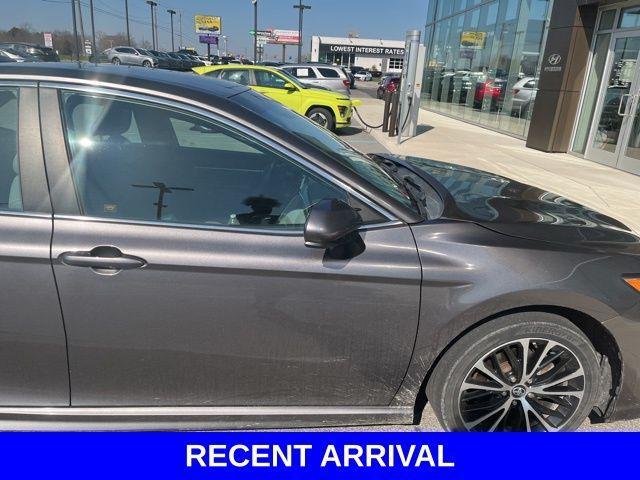 used 2018 Toyota Camry car, priced at $17,963