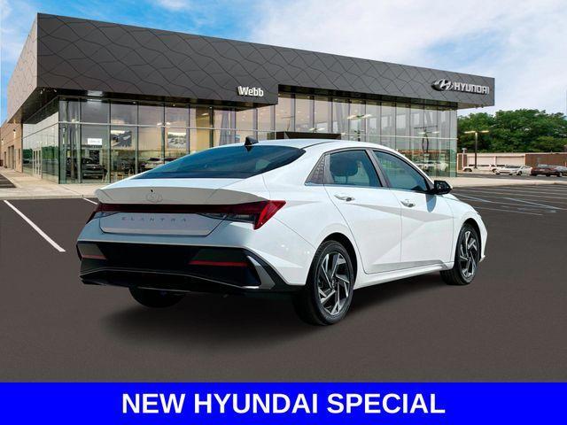 new 2024 Hyundai Elantra car