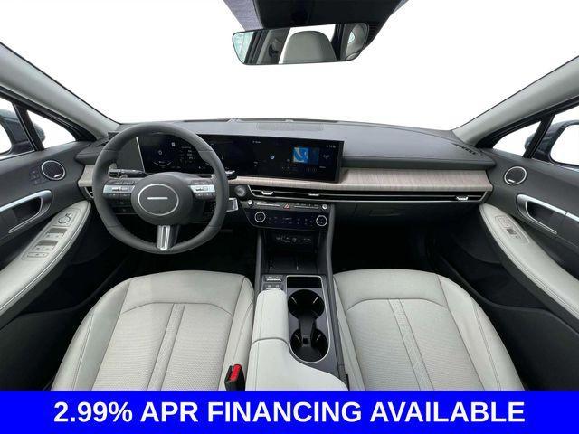 new 2025 Hyundai Sonata Hybrid car, priced at $38,881