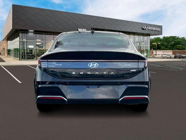 new 2025 Hyundai Sonata Hybrid car, priced at $38,881