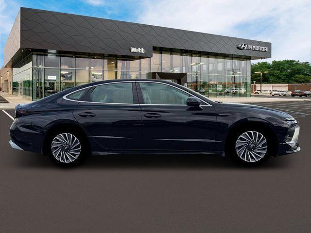 new 2025 Hyundai Sonata Hybrid car, priced at $38,881