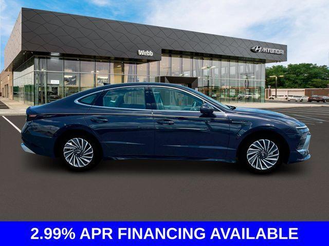 new 2025 Hyundai Sonata Hybrid car, priced at $32,049