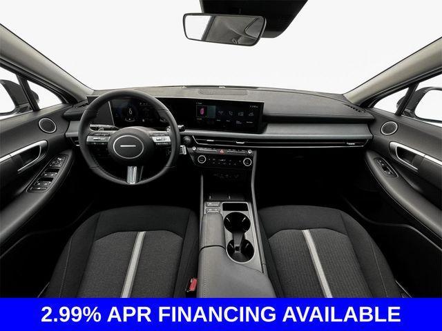 new 2025 Hyundai Sonata Hybrid car, priced at $32,049