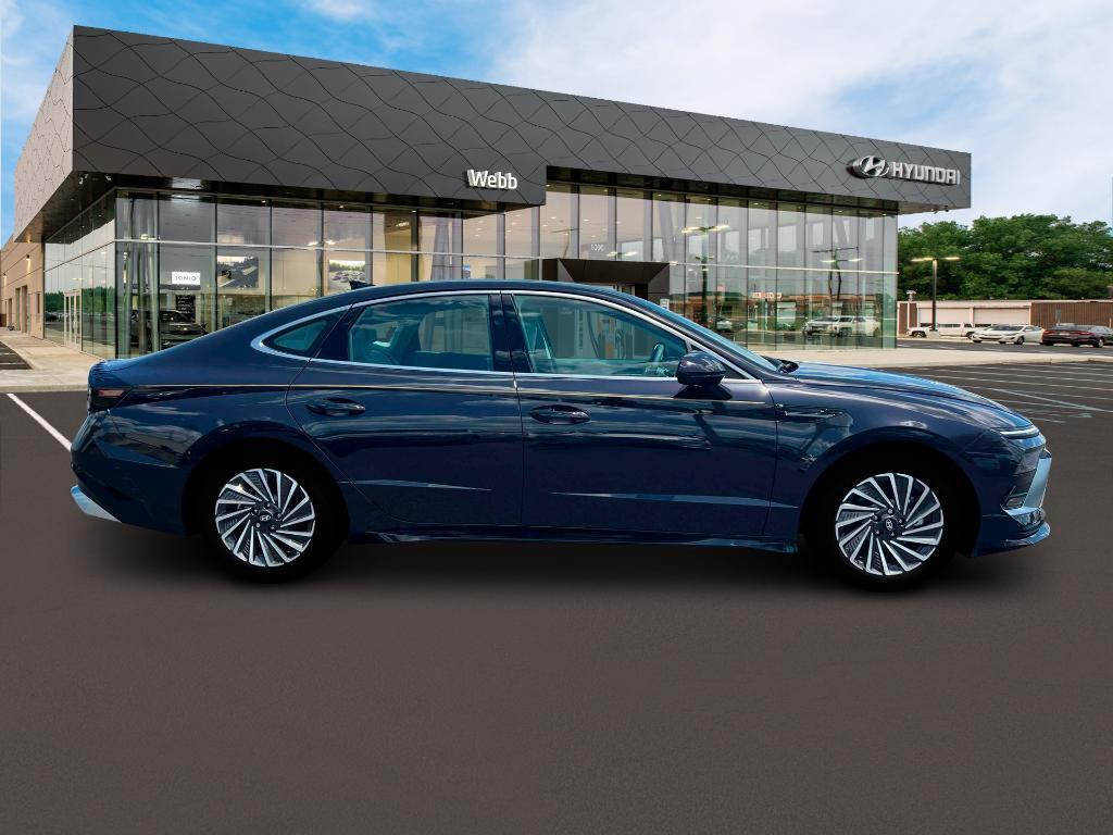 new 2025 Hyundai Sonata Hybrid car, priced at $32,049